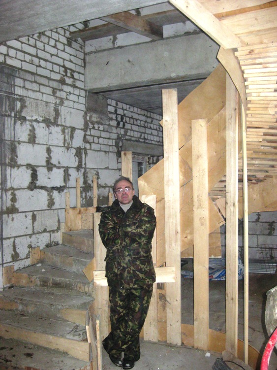 Опалубка бетонной лестницы в Лисках Воронежа